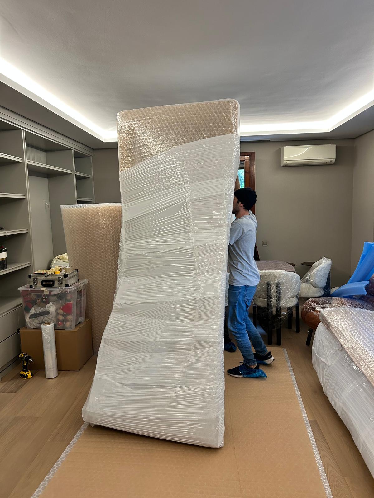 Mobilya paketleme